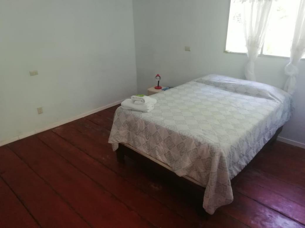 Donde Familia Manito Bed and Breakfast Paquera Eksteriør billede