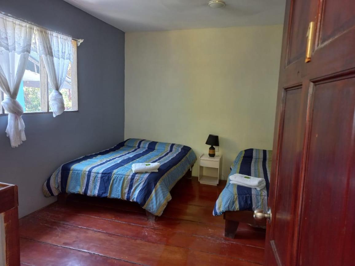 Donde Familia Manito Bed and Breakfast Paquera Eksteriør billede